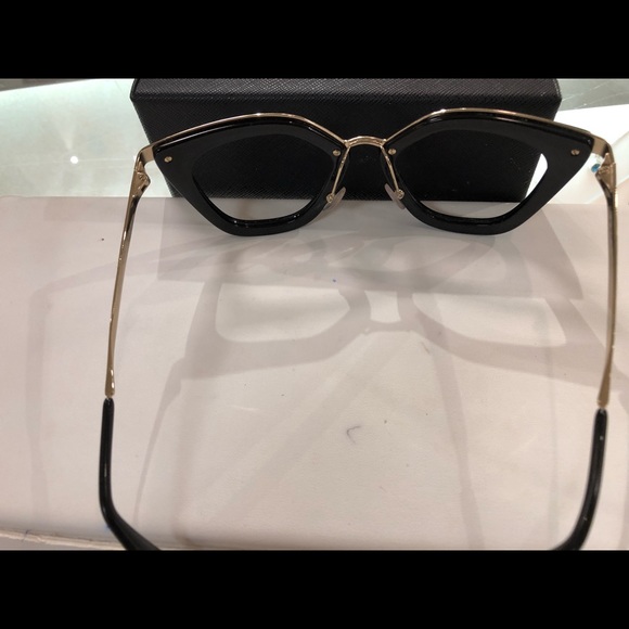 PRADA Frames - Picture 2 of 4